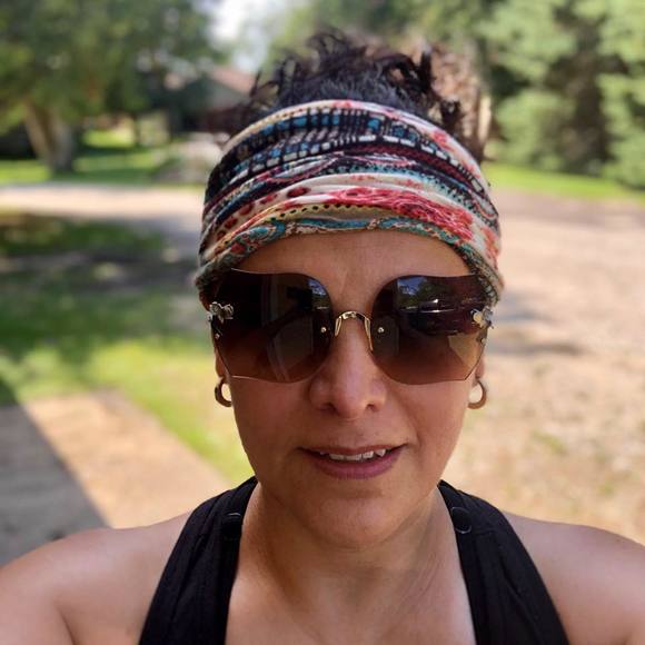 Meet your Posher, Robby - Picture 1 of 1